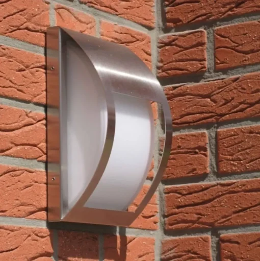 Aantrekkelijke buitenwandlamp 436