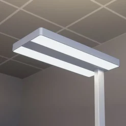 Arcchio LED vloerlamp Logan Neo, zilver, 8.000 lm, dimbaar