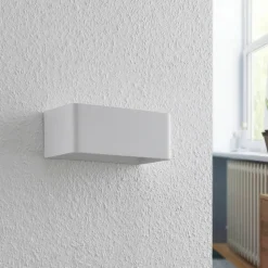 Arcchio LED wandlamp Karam, 20 cm, wit, metaal, omhoog/omlaag