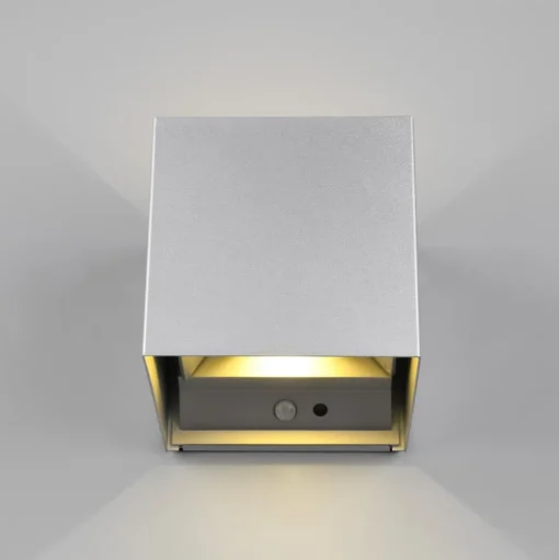 Buitenwandlamp Talent, titaniumkleurig, breedte 10 cm, sensor