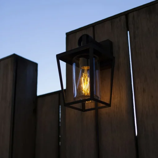 Buitenwandlamp West van gegoten aluminium en glas