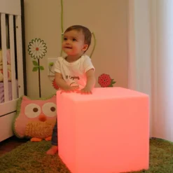 Cub - een lichtgevende kubus voor buiten