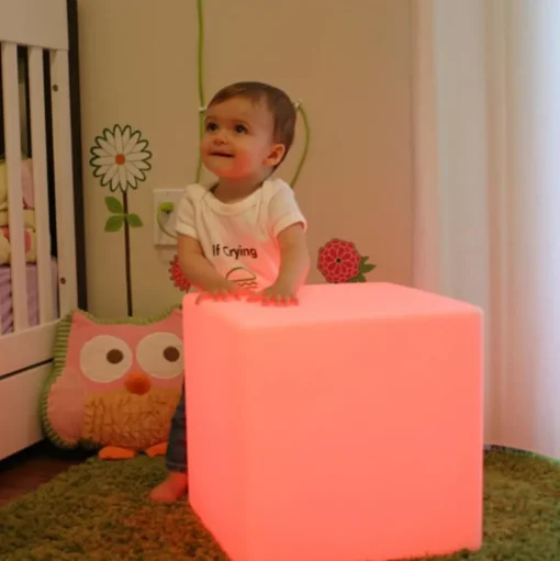 Cub - een lichtgevende kubus voor buiten