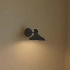Darci korte wandlamp, projectie 33,5 cm, zwart