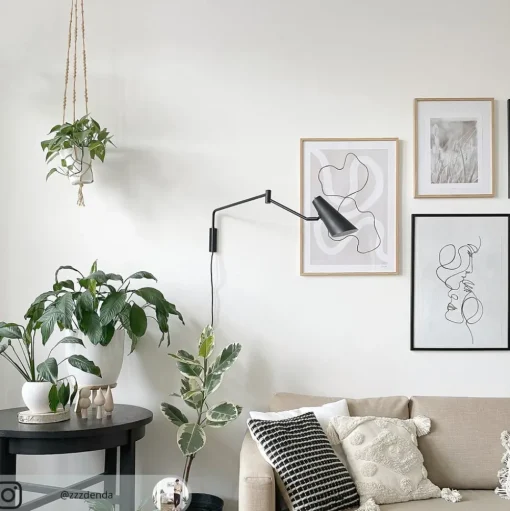 Dyberg Larsen Noa wandlamp met scharnier, zwart