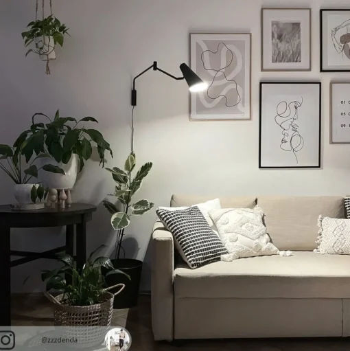 Dyberg Larsen Noa wandlamp met scharnier, zwart