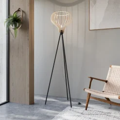 Envostar Faje vloerlamp van berkenmultiplex