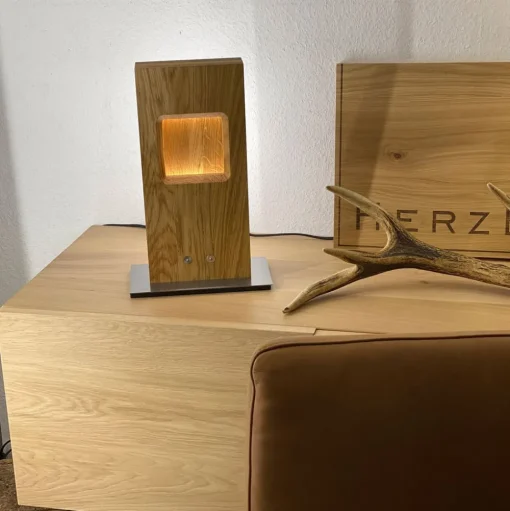 HerzBlut Pan LED tafellamp, eiken geolied, dimbaar
