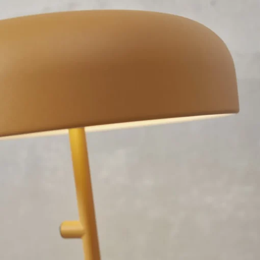 IT'S ABOUT ROMI Porto tafellamp, 45 cm, mosterdgeel, metaal