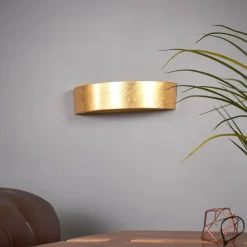 Jasin - wandlamp met gouden oppervlak