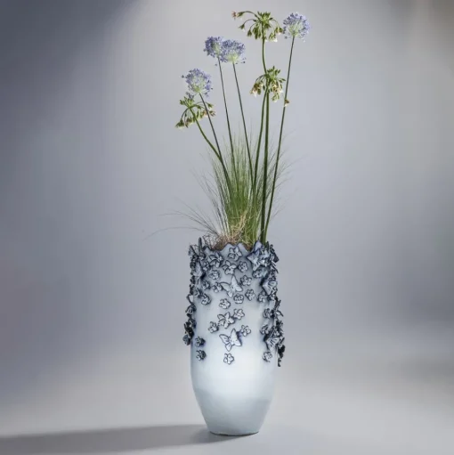 KARE Vlinders vaas, lichtblauw, hoogte 50 cm, steengoed