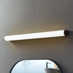 LED badkamer wandlamp Vilmara, zwart, metaal, IP44