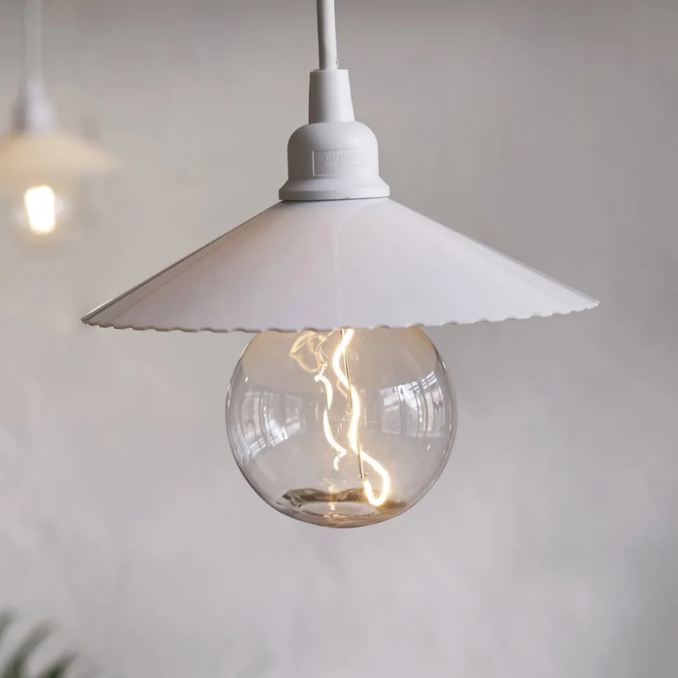 LED bol G95 E27 1W 2.200K met filament-optiek