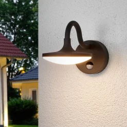 LED buitenwandlamp Finny met bewegingssensor