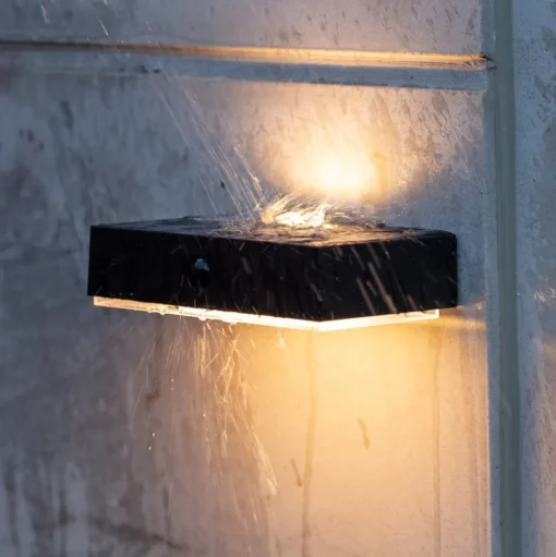 LED buitenwandlamp op zonne-energie Fadi, CCT