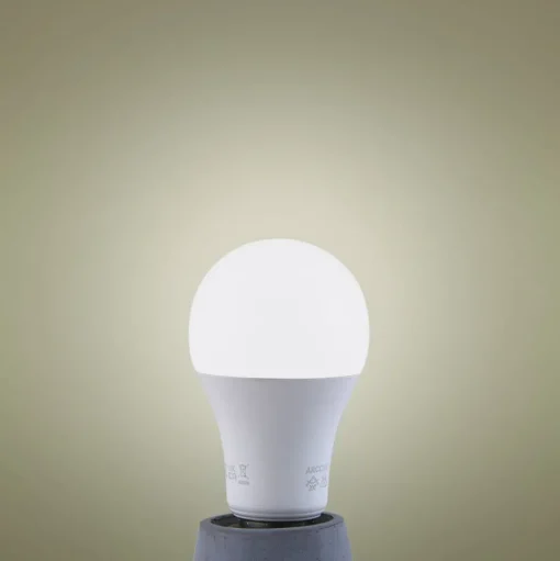 LED lamp, opaal, E27, 3,8 W, 4000K, 806 Lumen
