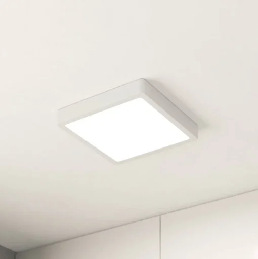 LED plafondlamp Fueva 5 IP44 3000K wit 21x21cm