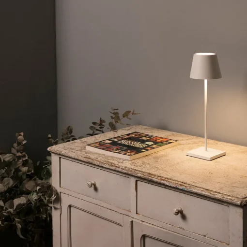 LED tafellamp Toc met USB-lader, IP54, wit