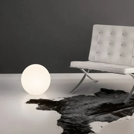LED vloerlamp Oh!, Ø 28 cm, E27, polycarbonaat, wit