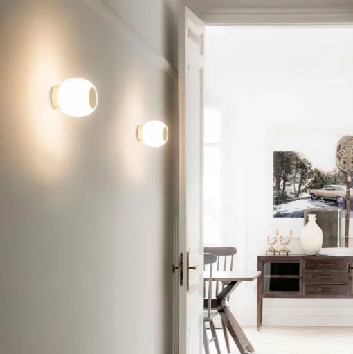 LED wandlamp Moy in goud met glazen kap