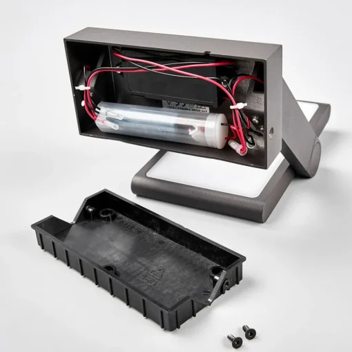LED-buitenwandlamp Valerian op zonne-energie