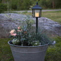 LED-graflantaarn Flame Lantern, hoogte 52 cm