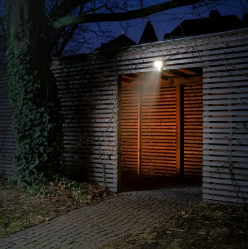 LEDVANCE Endura Pro Flood Sensor LED Spot 15W wit