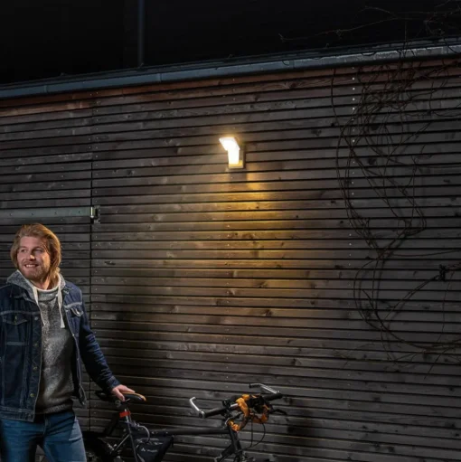 LEDVANCE Endura Pro Spot Sensor LED spot 16W grijs