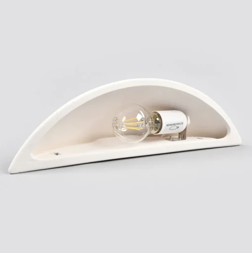 Lichte wandlamp van gips, beschilderbaar