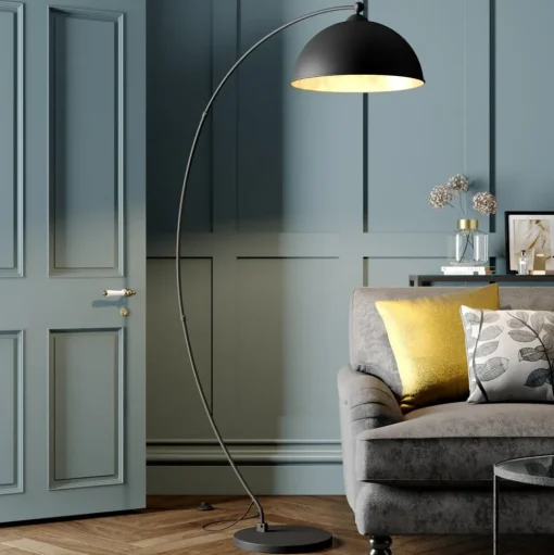 Lindby booglamp Jonera, zwart, metaal, E27, hoogte 185cm