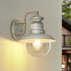 Lindby buitenwandlamp Gwendolyn, wit antiek, metaal, 26cm