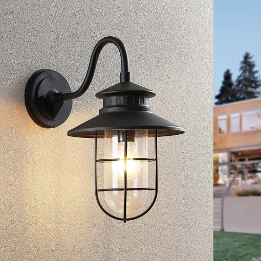 Lindby buitenwandlamp Kyan, hoogte 40 cm, zwart, IP44, E27