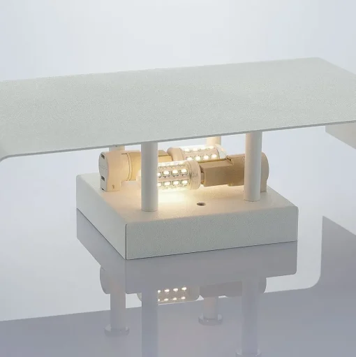 Lindby Dilip wandlamp van staal, wit