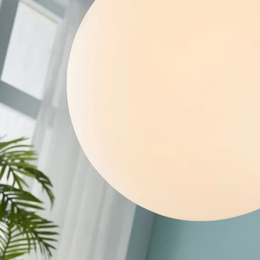 Lindby hanglamp Marike, Ø 30 cm, wit, glas, globe, E27