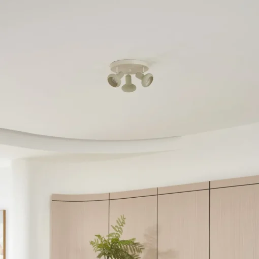 Lindby Huby plafondspot, 3-lamps, crème/lichtgroen, ijzer
