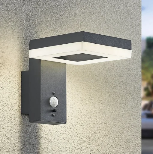Lindby Laira LED solar buitenwandlamp, 15,5 cm