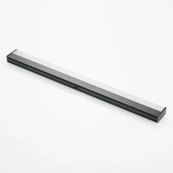 Lindby LED badkamer wandlamp Ulisan, 89 cm, zwart, hoekig