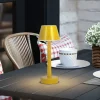 Lindby LED oplaadbaar licht Gaja, geel, USB, IP44, RGBW, dimbaar