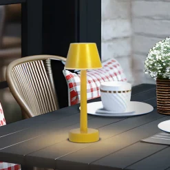 Lindby LED oplaadbaar licht Gaja, geel, USB, IP44, RGBW, dimbaar