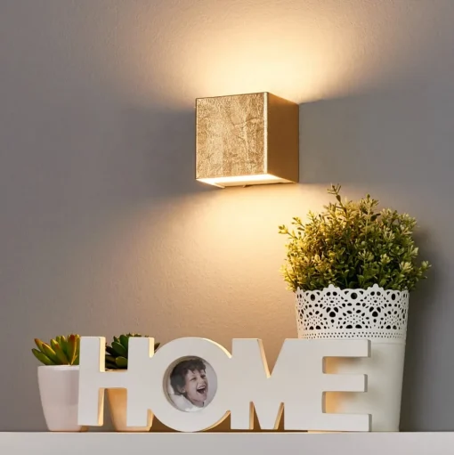 Lindby LED wandlamp Quentin, 9 cm breed, goudkleurig, metaal
