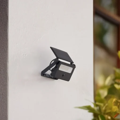 Lindby LED wandlamp Rikard, zwart, roestvrij staal
