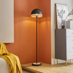 Lindby Lonnaris vloerlamp met rotan, zwart