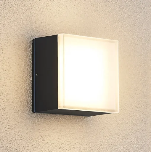 Lindby Mathea LED buiten plafondlamp, hoekig