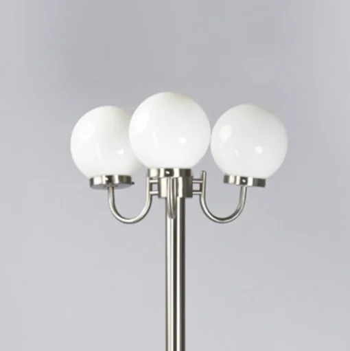 Lindby Samuel buitenlamp, 218 cm, 3-lamps, globe, E27, IP44