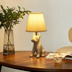Lindby tafellamp Herry, wit, keramiek, hond, 46,5 cm hoog