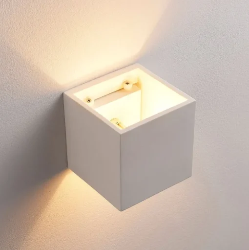 Lindby wandlamp Kay, wit, gips, 11,5 x 11,5 cm