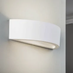 Lindby wandlamp Konstantin, breedte 30 cm, wit, gips, E14