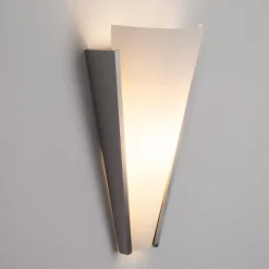 Lindby wandlamp Magnus, wit, glas, hoogte 31 cm, E14