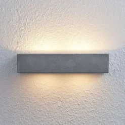 Lindby wandlamp Nellie, grijs, beton, 35,3 cm breed