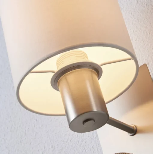 Lindby wandlamp Shajan, 29 cm, textiel, E27, LED leeslampje